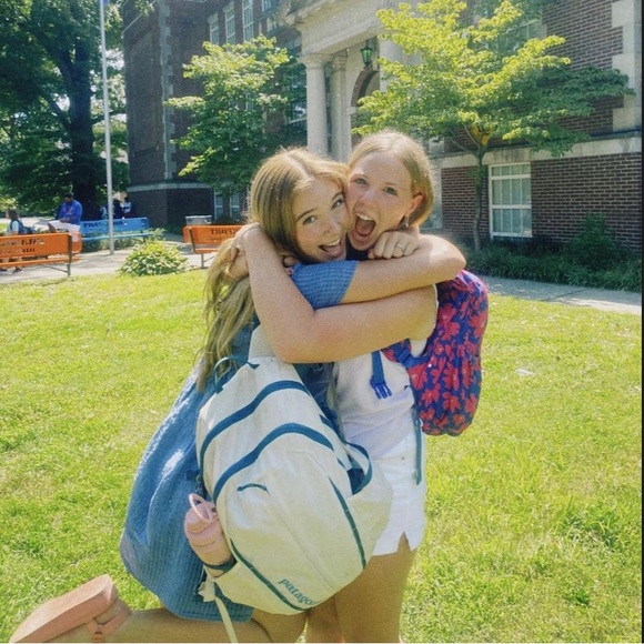 Meet your Posher, Sawyier - Picture 7 of 9